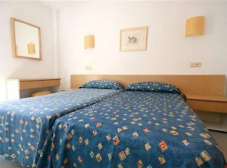 El Lago Hotel 3*
