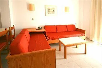 El Lago Hotel
