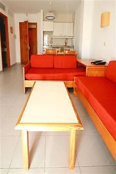 El Lago Hotel